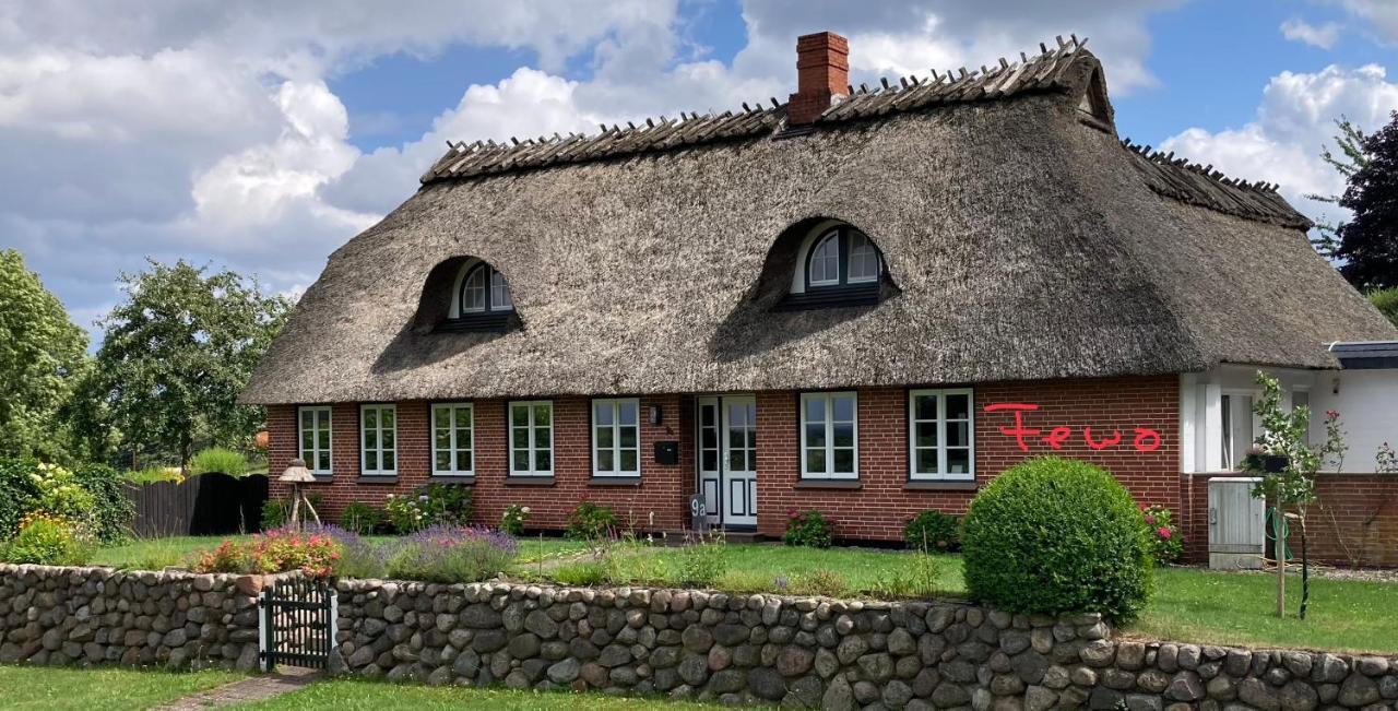 Ferienwohnung Piesch Gluecksburg Exterior photo