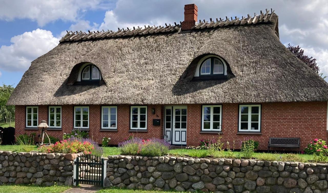 Ferienwohnung Piesch Gluecksburg Exterior photo